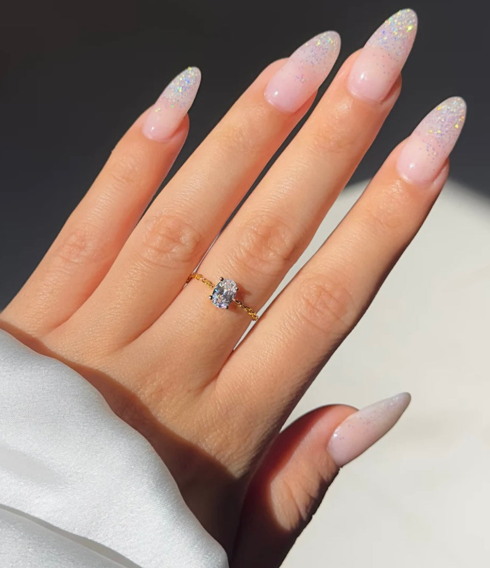Zunaira Adjustable Chain Ring
