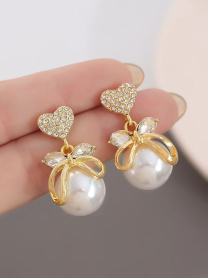 Vembley Heart Korean Earring