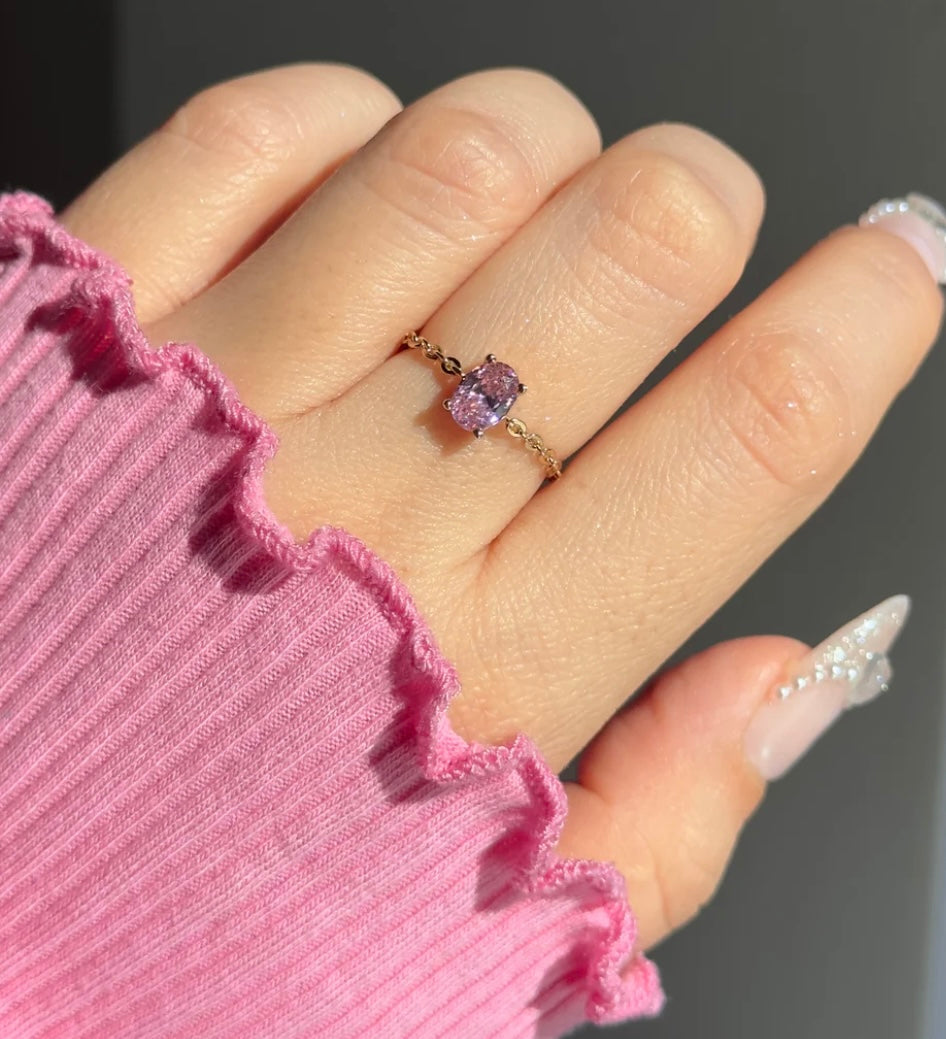 Zunaira Adjustable Chain Ring
